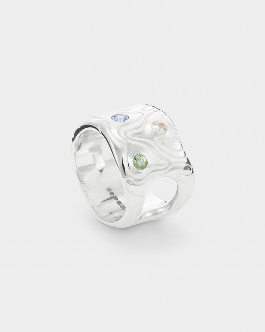 Globe Ring
