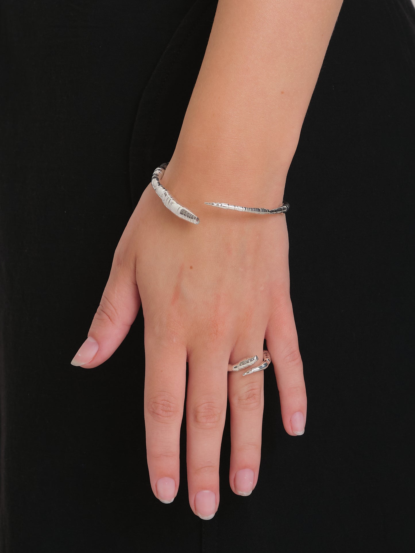 Worm Bangle