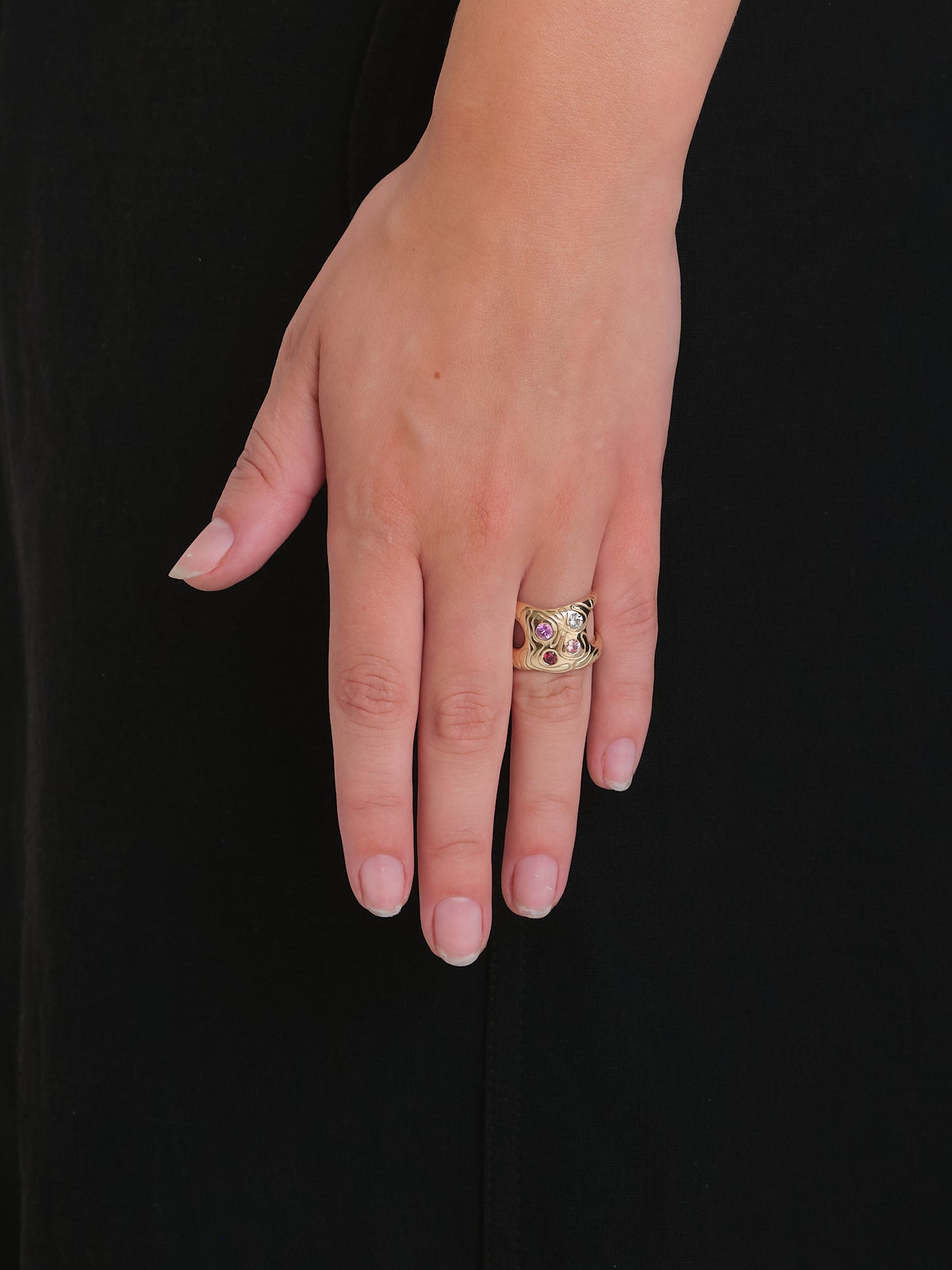 Globe Ring
