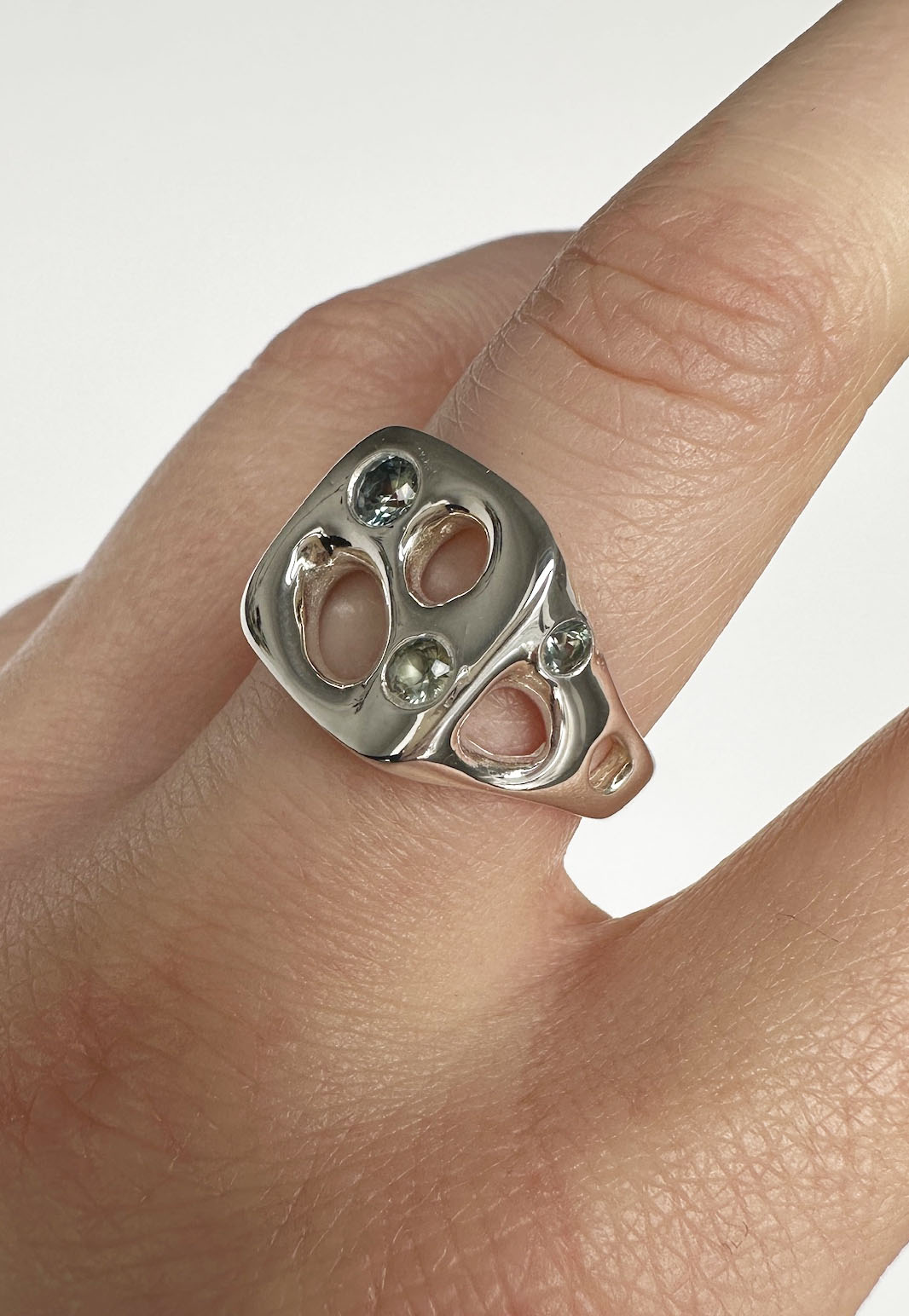 Sqaure Tafoni Signet (Teal)