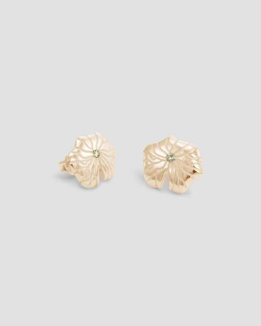 Water Lily Stud(s)